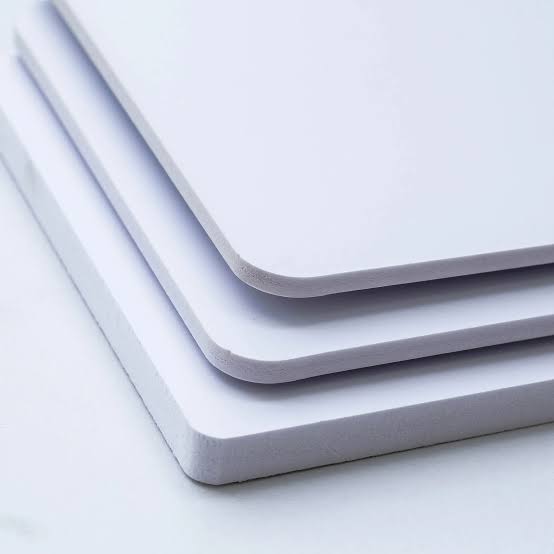 Ván nhựa Picomat – Phân loại, ưu nhược điểm và ứng dụng trong nội thất